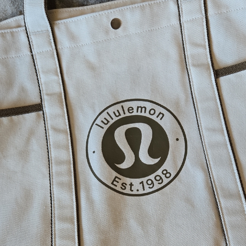 Lululemon Canvas Tote Brown Daily Multi-Pocket Canvas Tote Bag 20L Logo - Picture 2 of 5